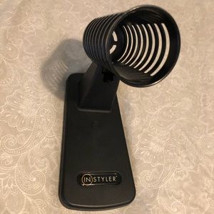 Curling/straight iron holder